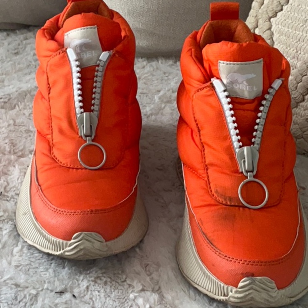 Sorel Orange Boots with Front Zipper and Chunky Sole